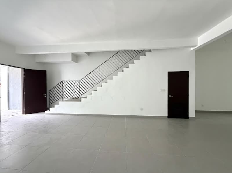 Rumah Teres 3 Tingkat untuk Dijual di Batu 9 (Cheras) - Jocelyn Soo - PropertyGuru.com.my