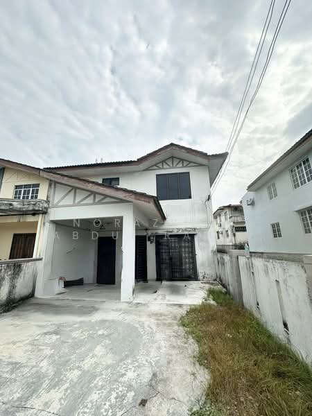 Rumah Teres untuk Dijual di Rawang (Selangor) - Norazrein Abdul Raman - Exterior - PropertyGuru.com.my