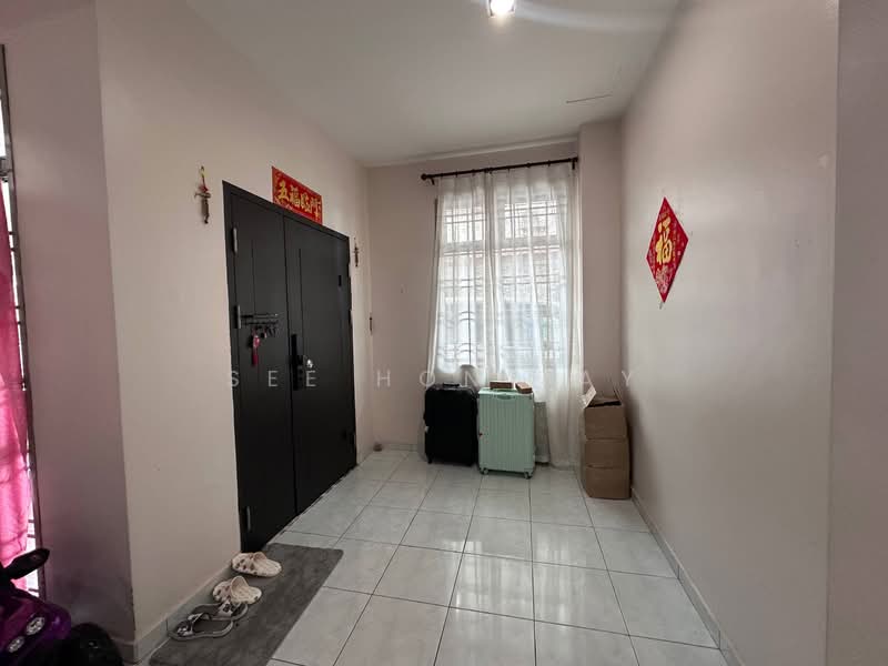 Semi-Detached House for Sale in Taman Bukit Jaya (Ulu Tiram) - See Hon Tay - PropertyGuru.com.my