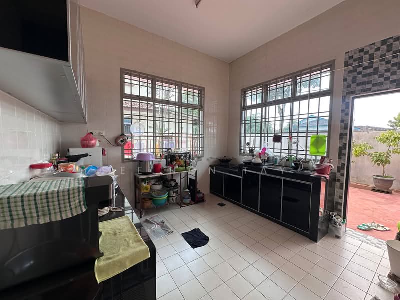 Semi-Detached House for Sale in Taman Bukit Jaya (Ulu Tiram) - See Hon Tay - PropertyGuru.com.my
