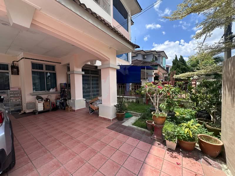 Semi-Detached House for Sale in Taman Bukit Jaya (Ulu Tiram) - See Hon Tay - PropertyGuru.com.my