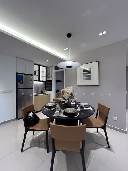 Servis Apartment untuk Dijual di Bodaiju Residences - Nabihan Rawof - Dining Room - PropertyGuru.com.my