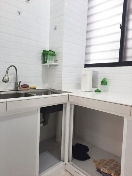 Kondominium untuk Disewa di The Hamilton - Samantha Chang - Kitchen - PropertyGuru.com.my