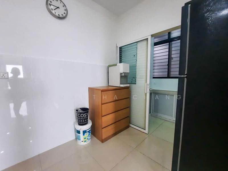 Condominium for Sale at The Hamilton - Samantha Chang - Kitchen - PropertyGuru.com.my