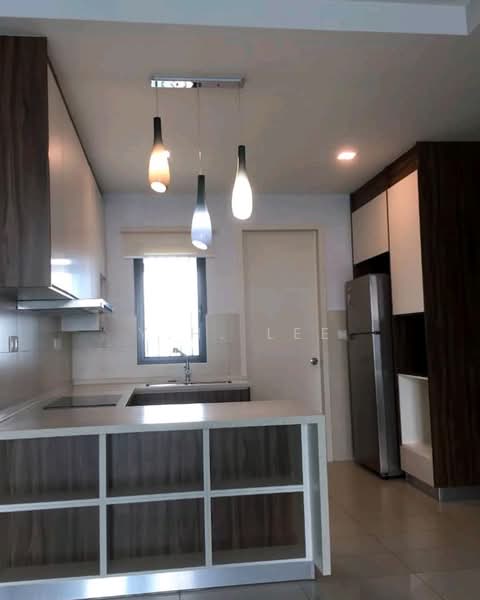 Condominium for Rent at LaCosta @ Sunway South Quay - Y.H. Lee - Kitchen - PropertyGuru.com.my