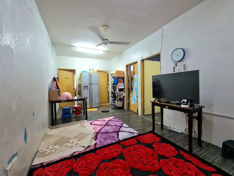 Rumah Flat untuk Dijual di Desa Mentari Flat (Block 11) - Muhd Ajwad - Living Room - PropertyGuru.com.my