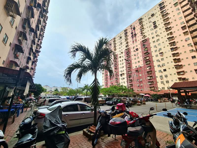 Rumah Flat untuk Dijual di Desa Mentari Flat (Block 11) - Muhd Ajwad - Exterior - PropertyGuru.com.my