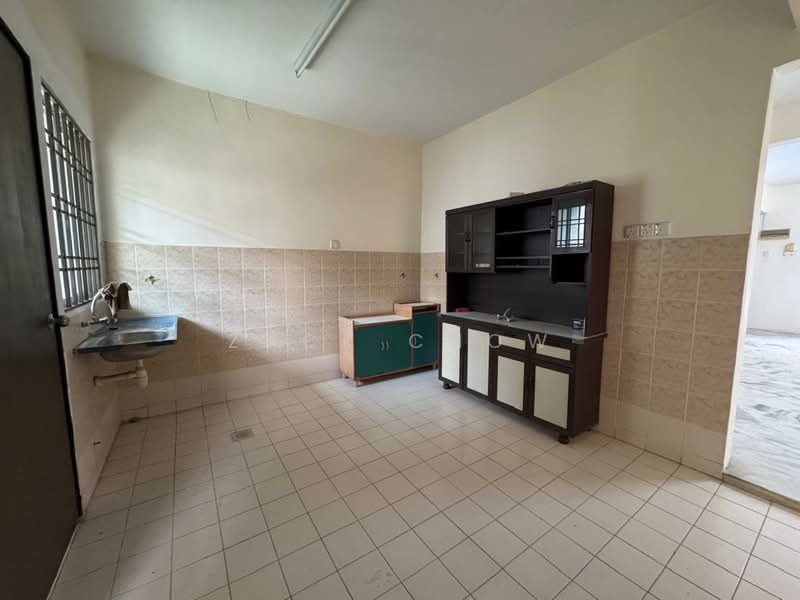 2-storey Terraced House for Sale in Taman Indahpura (Kulai) - Zack Chow - Kitchen - PropertyGuru.com.my