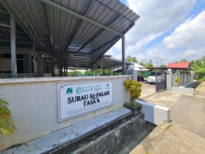 Pangsapuri untuk Dijual di Pangsapuri Baiduri - Muhd Ajwad - Surau - PropertyGuru.com.my