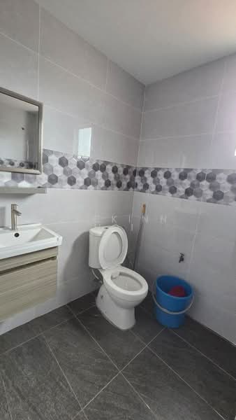 2-storey Terraced House for Sale in Bandar Puteri Klang (Klang) - Zackinn Hoi - Bathroom - PropertyGuru.com.my