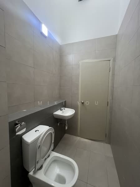 2-storey Terraced House for Rent in Telok Panglima Garang (Selangor) - Miki You - Bathroom - PropertyGuru.com.my
