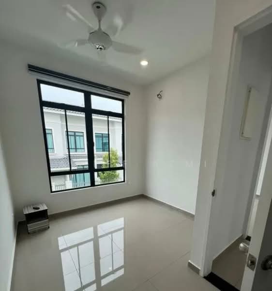 Rumah Kluster untuk Dijual di Kota Masai (Pasir Gudang) - Ariff Azmi - PropertyGuru.com.my