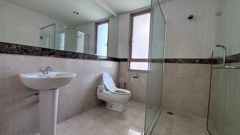 Condominium for Rent at Hampshire Park Condominium - J Chee - Bathroom - PropertyGuru.com.my