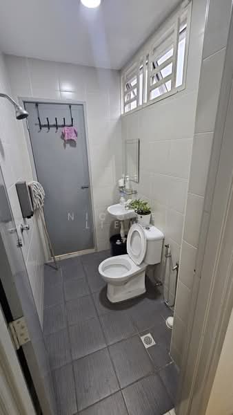 Rumah Teres 2 Tingkat untuk Disewa di Bandar Tasek Mutiara (Simpang Ampat) - Nicole Liew - Bathroom - PropertyGuru.com.my