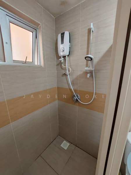 Condominium for Rent at Dynasty Garden Condominium - Jayden Loke - Bathroom - PropertyGuru.com.my