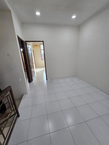Rumah Teres 2 Tingkat untuk Dijual di Taman Kempas (Temin) - Ruswahida . - PropertyGuru.com.my