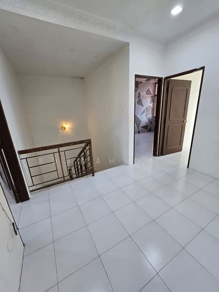 Rumah Teres 2 Tingkat untuk Dijual di Taman Kempas (Temin) - Ruswahida . - PropertyGuru.com.my