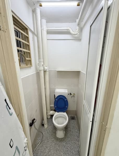 Flat for Rent at Desa Pinang 2 - Weng Sern - Bathroom - PropertyGuru.com.my