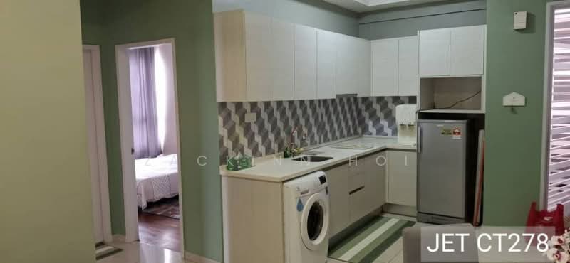 Servis Apartment untuk Disewa di i-SOHO @ i-City - Zackinn Hoi - Kitchen - PropertyGuru.com.my