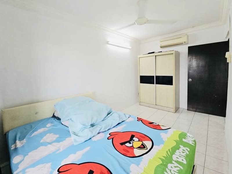 Apartment for Sale at Halaman Kenanga - Kent Lai - Bedroom - PropertyGuru.com.my