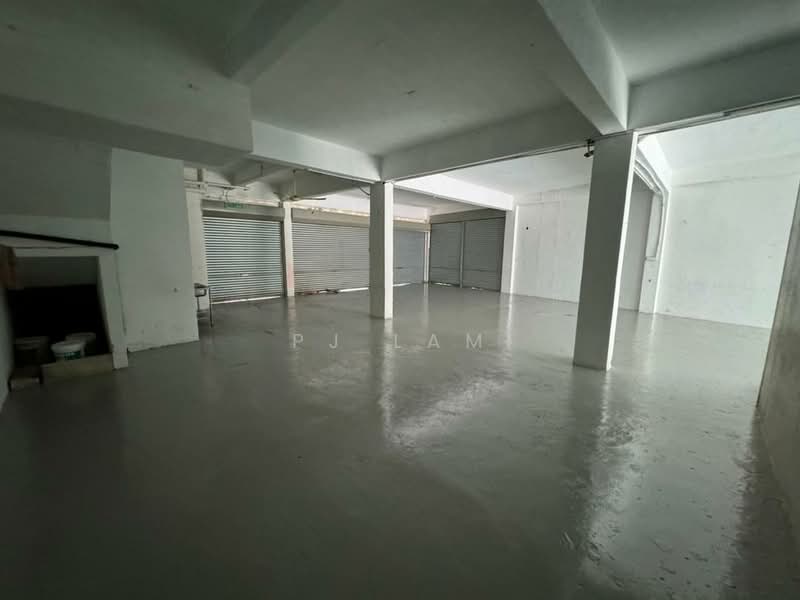 Shop for Sale in Taman Alam Jaya (Cheras) - PJ LAM - Interior - PropertyGuru.com.my