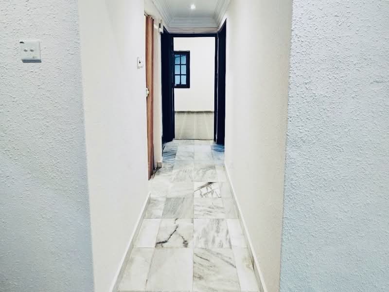 Condominium for Sale at Villa Condominium - Kent Lai - Corridor - PropertyGuru.com.my