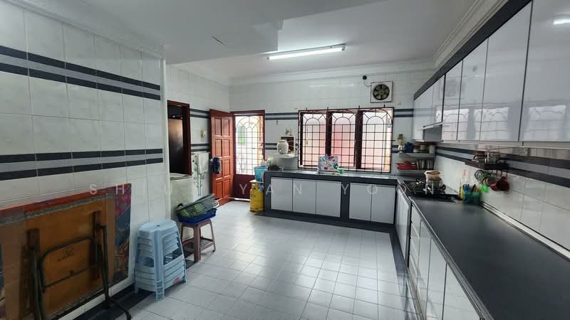 2-storey Terraced House for Sale in Taman Kota Laksamana (Melaka City) - Shiun Yan Yoong - Kitchen - PropertyGuru.com.my