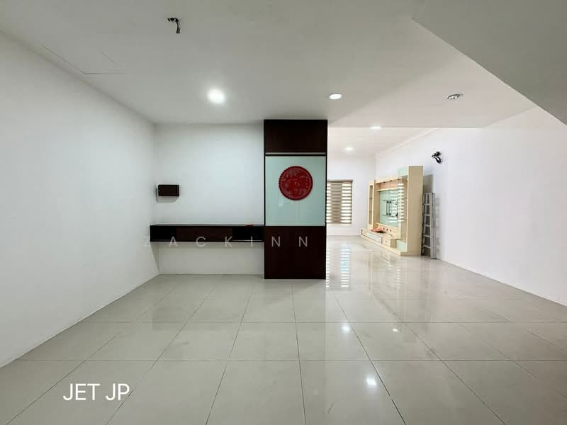 2-storey Terraced House for Sale in Bandar Bukit Tinggi (Klang) - Zackinn Hoi - PropertyGuru.com.my