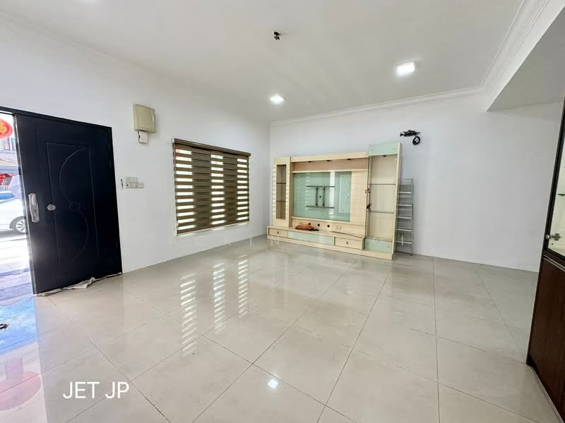 2-storey Terraced House for Sale in Bandar Bukit Tinggi (Klang) - Zackinn Hoi - PropertyGuru.com.my