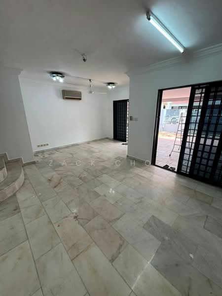 2-storey Terraced House for Sale in Taman Mount Austin (Tebrau) - Zack Chow - Living Room - PropertyGuru.com.my
