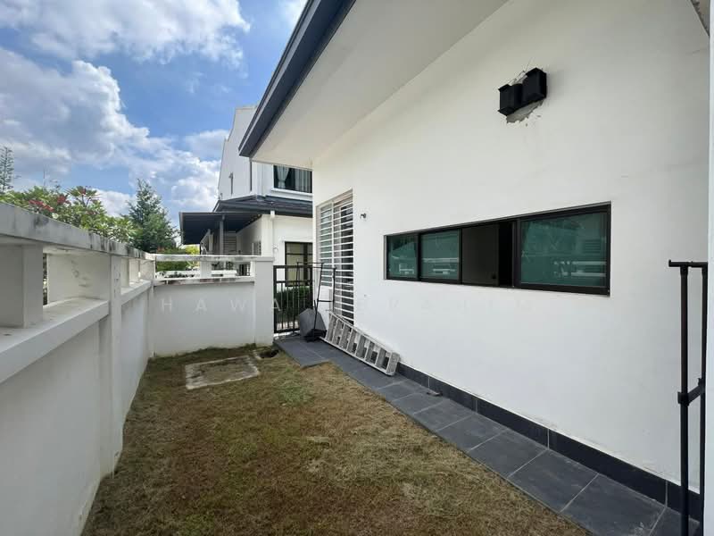 Rumah Teres 2 Tingkat untuk Dijual di Eco Majestic (Semenyih) - Hawa Ibrahim - PropertyGuru.com.my