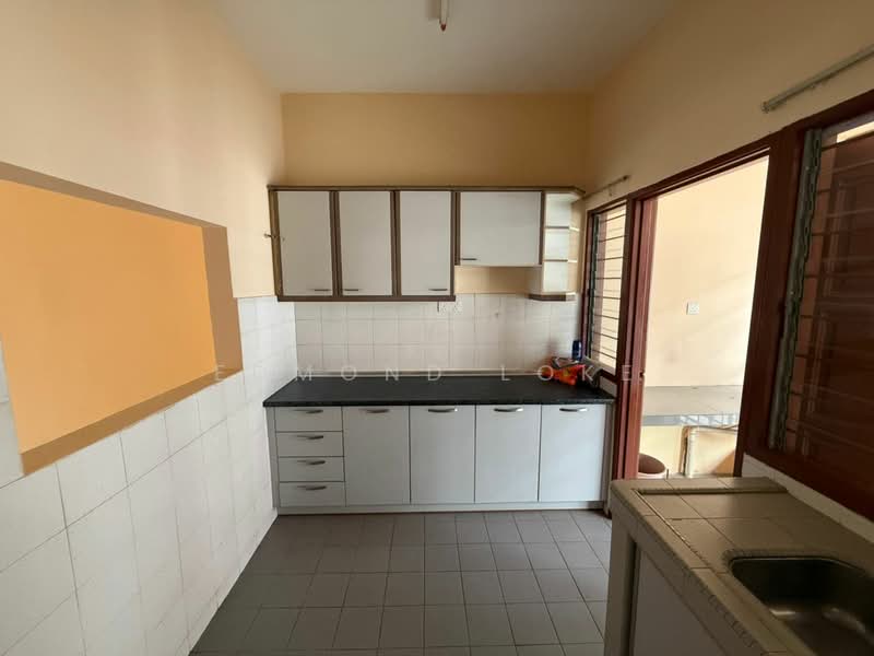 Rumah Teres 2 Tingkat untuk Dijual di Bandar Sri Damansara (Selangor) - Edmond Loke - Kitchen - PropertyGuru.com.my