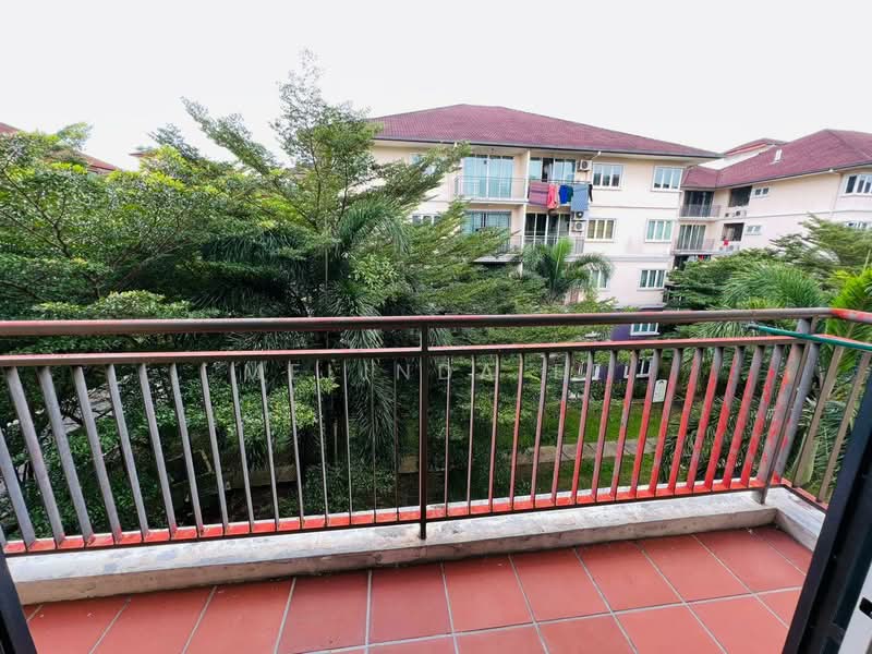 Pangsapuri untuk Dijual di Larkin Residence (Phase Three) - Melinda Ee - Balcony - PropertyGuru.com.my