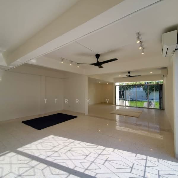 Rumah Banglo untuk Dijual di Ampang (Selangor) - Terry Yee - Living Room - PropertyGuru.com.my