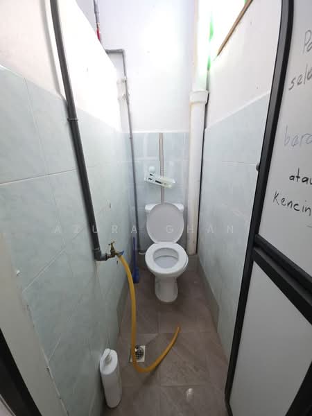 Rumah Teres 1 Tingkat untuk Dijual di Nibong Tebal (Penang) - Azura Ghani - Bathroom - PropertyGuru.com.my