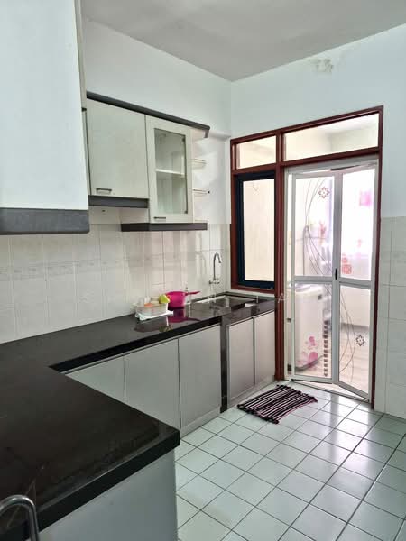 Condominium for Rent at Casa Lago - Shalyn Tan - Kitchen - PropertyGuru.com.my