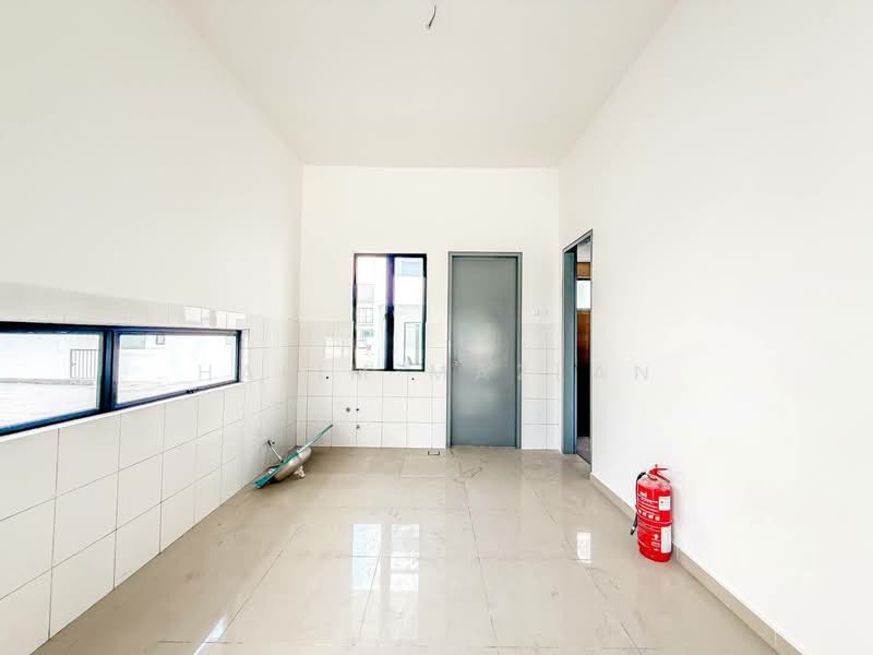 Rumah Teres 2 Tingkat untuk Dijual di Kajang (Selangor) - Halim Mazlan - Kitchen - PropertyGuru.com.my