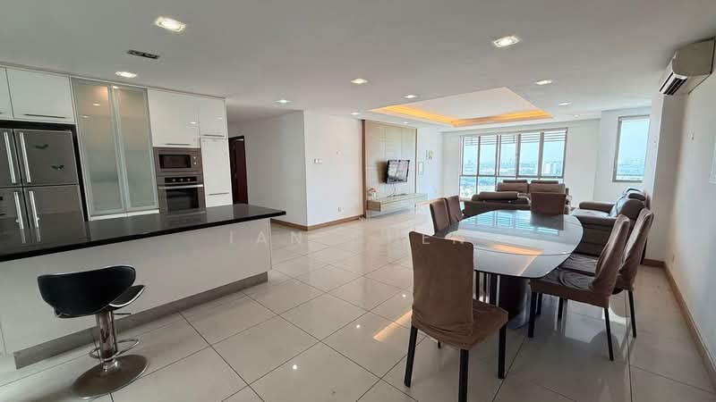 Pangsapuri untuk Dijual di Molek Pine 2 - Ian Chen - PropertyGuru.com.my