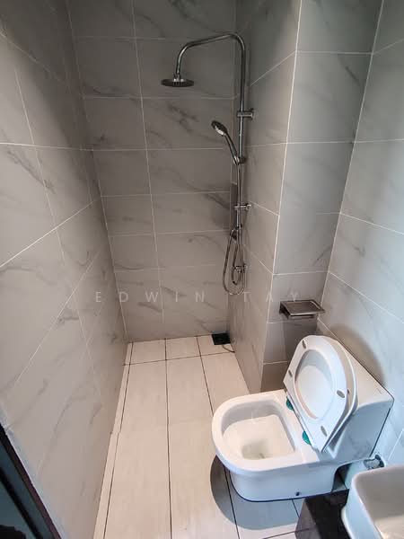 Condominium for Rent at Space Residency - Edwin Tay - toilet bedroom2 - PropertyGuru.com.my