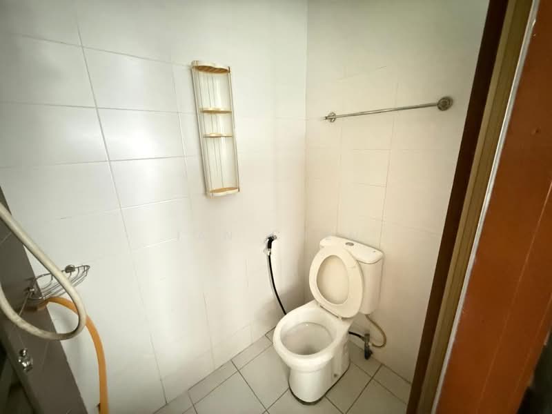 Pangsapuri untuk Dijual di Molek Pine 2 - Ian Chen - PropertyGuru.com.my