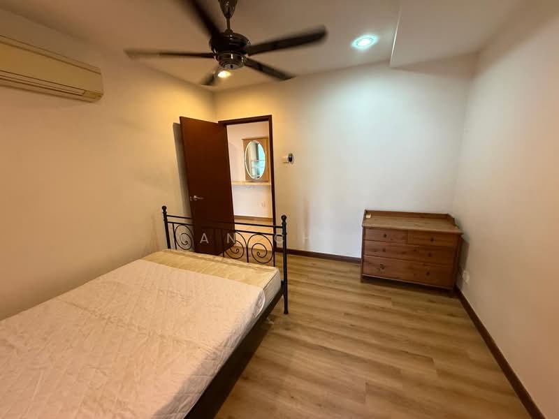 Pangsapuri untuk Dijual di Molek Pine 2 - Ian Chen - PropertyGuru.com.my