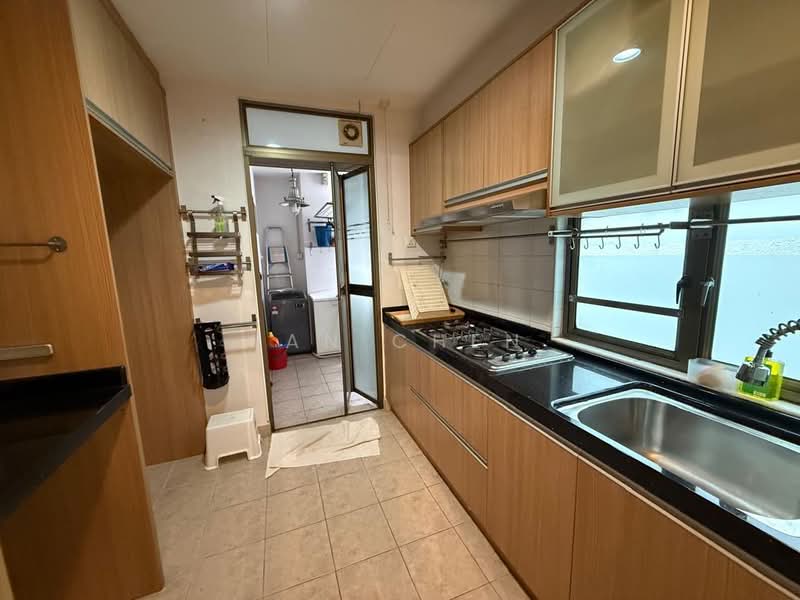 Pangsapuri untuk Dijual di Molek Pine 2 - Ian Chen - PropertyGuru.com.my