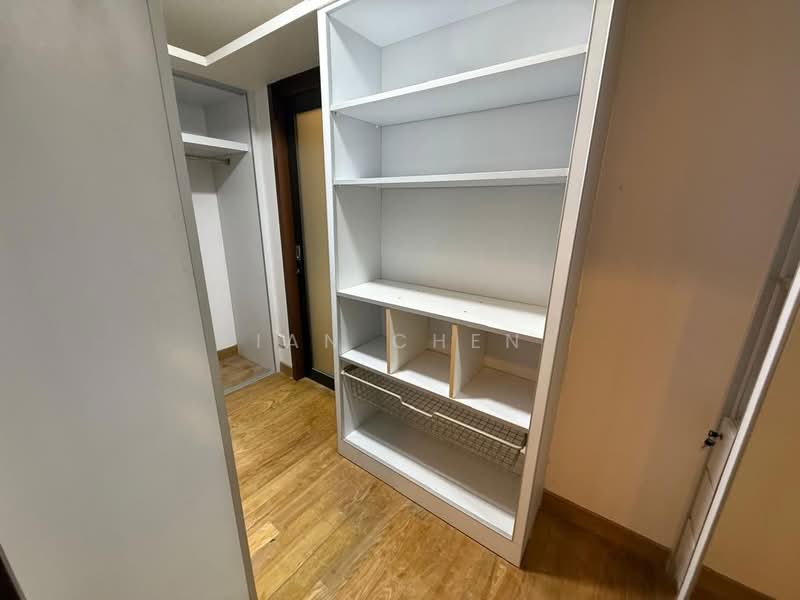 Pangsapuri untuk Dijual di Molek Pine 2 - Ian Chen - PropertyGuru.com.my
