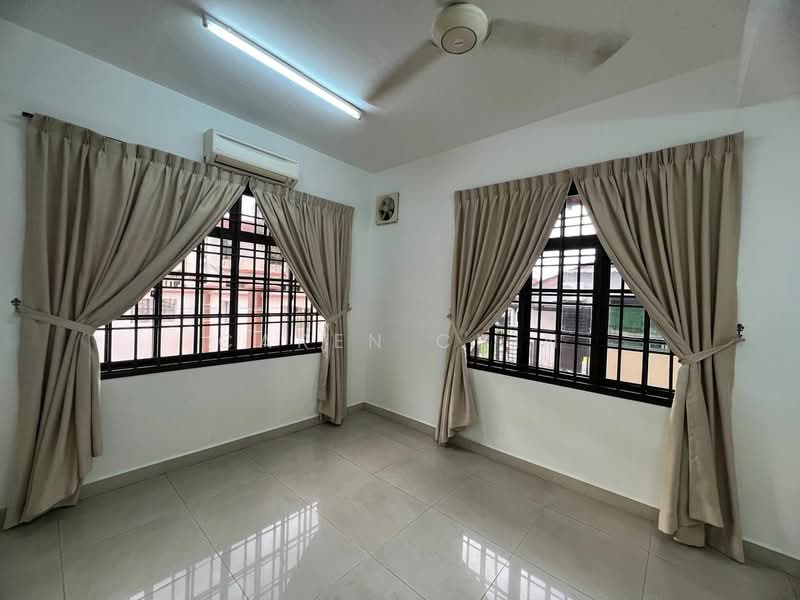 Semi-Detached House for Rent in Taman Pelangi Indah (Ulu Tiram) - Caren Chin - Interior - PropertyGuru.com.my