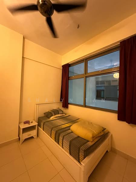 Kondominium untuk Dijual di The Tropicana Residence - Shalyn Tan - Bedroom - PropertyGuru.com.my