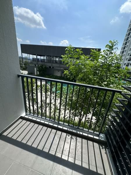 Servis Apartment untuk Disewa di Berkeley Uptown - Abby Woo - Balcony - PropertyGuru.com.my