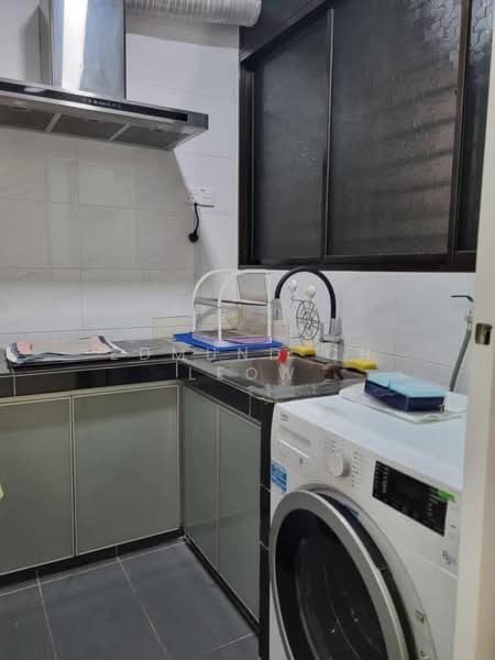 Condominium for Sale at V-Residensi - Edmund CH Leow - Kitchen - PropertyGuru.com.my