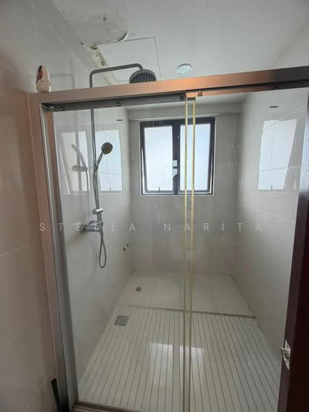 Condominium for Rent at Royal Strand @ Country Garden Danga Bay - Stella Narita - PropertyGuru.com.my