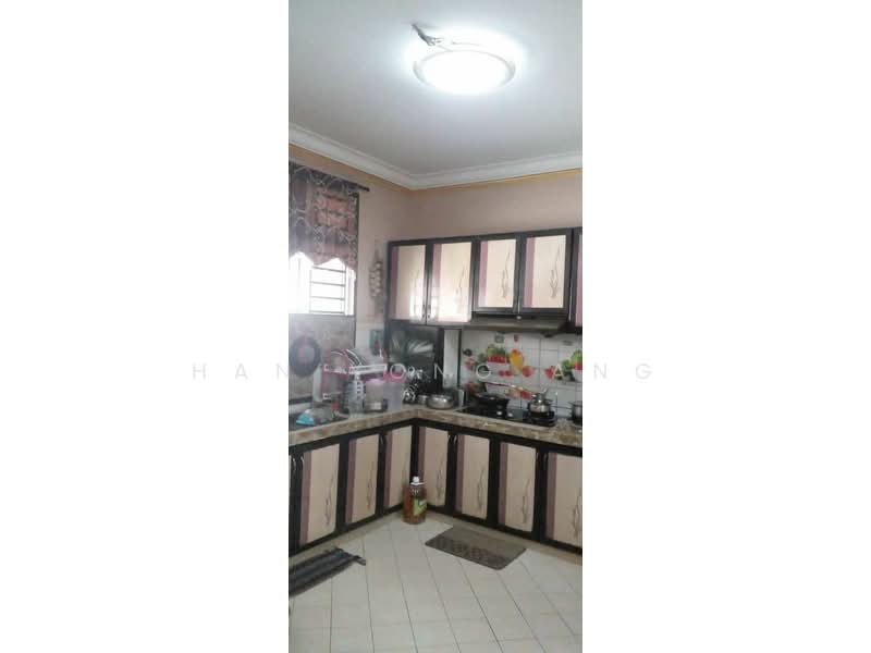2-storey Terraced House for Sale in Taman Scientex Pasir Gudang (Pasir Gudang) - Han Yong Ang - Kitchen - PropertyGuru.com.my