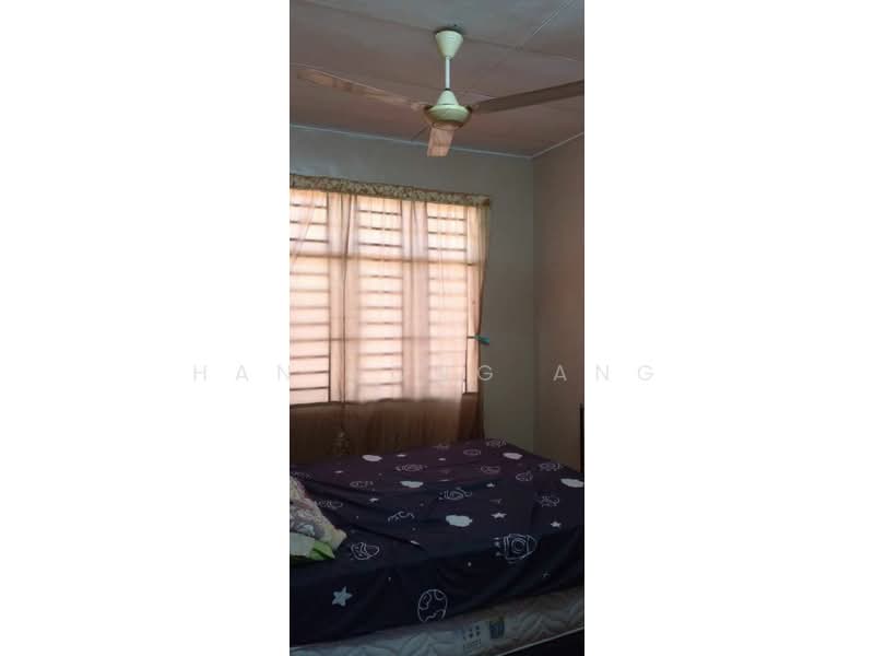 2-storey Terraced House for Sale in Taman Scientex Pasir Gudang (Pasir Gudang) - Han Yong Ang - Bedroom - PropertyGuru.com.my
